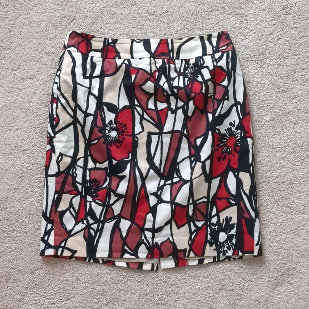 Ann Taylor Petite Floral Skirt Size 6P